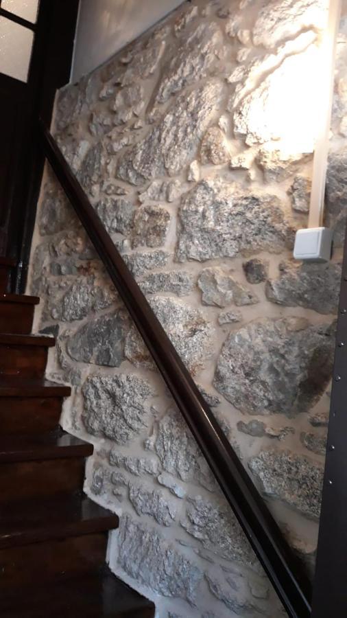 Piso Centrico Amplio, Luminoso, En Casa De Piedra Διαμέρισμα Guitiriz Εξωτερικό φωτογραφία