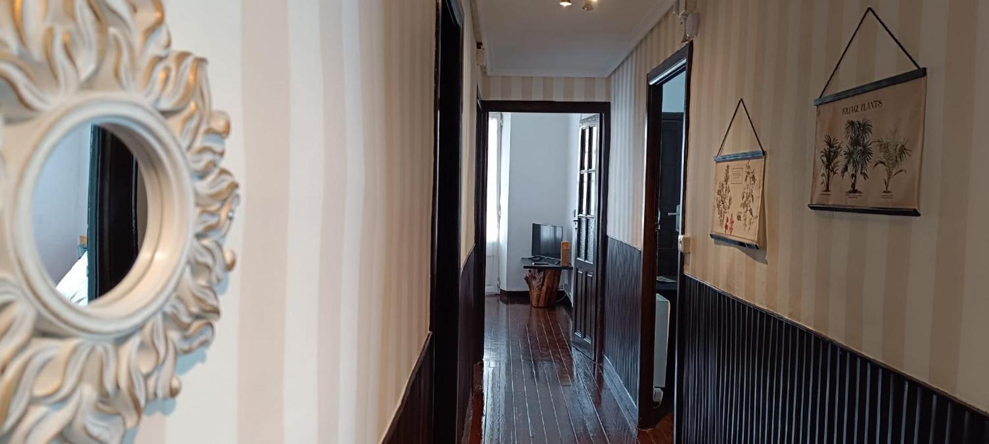 Piso Centrico Amplio, Luminoso, En Casa De Piedra Διαμέρισμα Guitiriz Εξωτερικό φωτογραφία